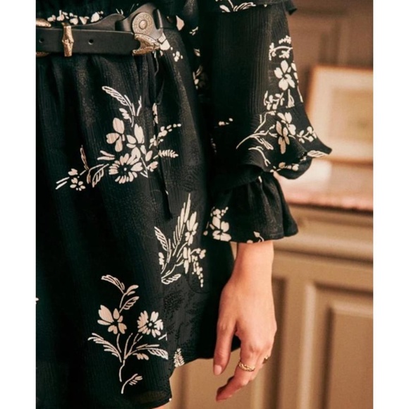 Sezane Lali Floral Ruffle Mini Dress Two Toned Jacquard Black Size 36 US 4 - Picture 3 of 13